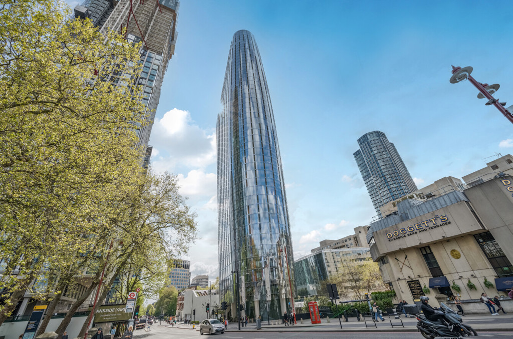 RCS240067 – Apartment in a prime London location boasting 1 bedroom, 1 reception room, and 1 bathroom. With lift access, this modern 29th floor unit spans 645 sq ft and features a balcony offering stunning views. Perfect for a professional looking for a stylish city pad.