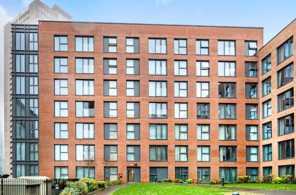 RCS240068 – The Axium – Two Bedroom, Two Bathroom – 4th Floor – Modern & Stylish