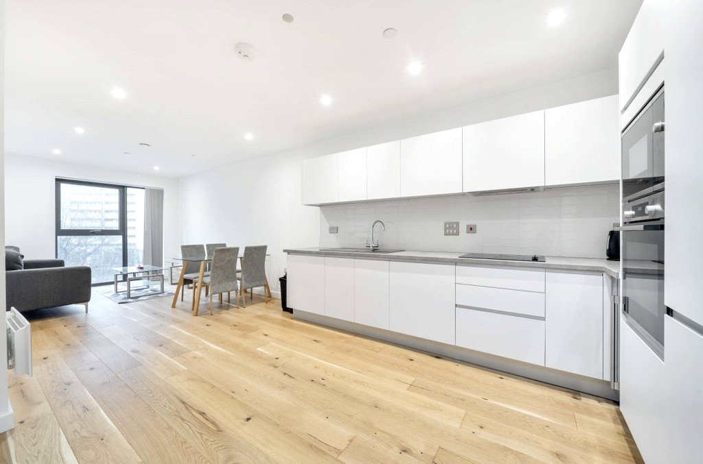 RCS250085 – Superb Investment Opportunity – One Bedroom Modern 1 Bedroom Apartment – 2nd Floor – 490 Sq Ft – Concierge